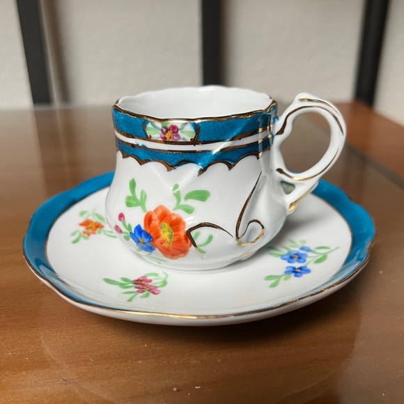 Limoges China White Floral Teacup & Saucer Gold Scroll England Blue Border Vtg - Picture 2 of 14